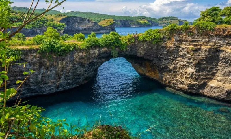 Broken beach at nusa penida